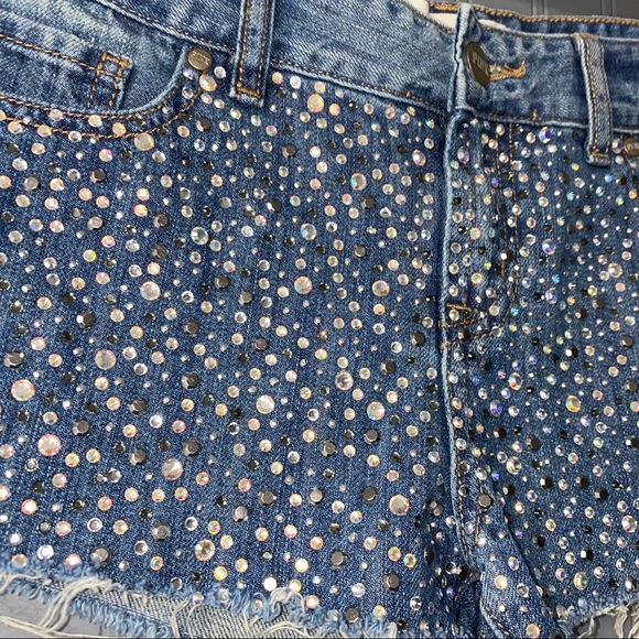Victoria’s Secret Bling denim shorts size 4🖤 - Picture 2 of 5